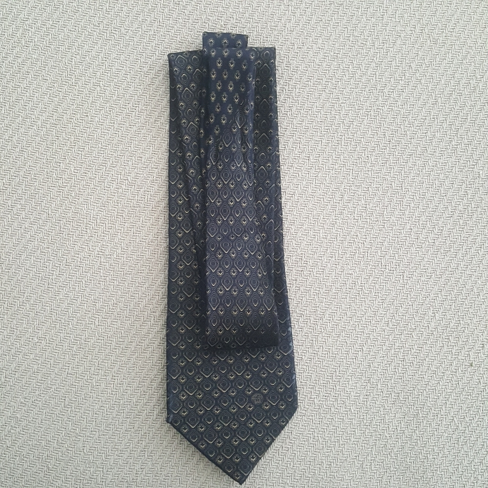 VERSACE TIE. - Picture 4 of 7